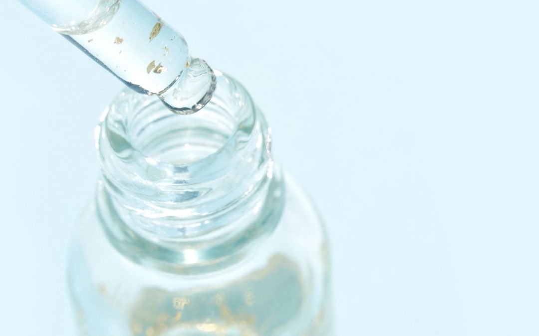 Les ingrédients cosmétiques à éviter absolument avec l’acné kystique